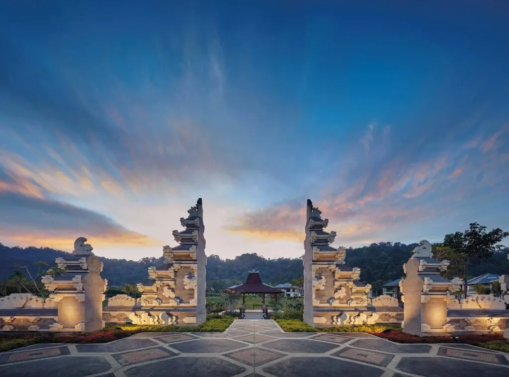 Jimbaran @ Gaia Gardens – Jimbaran Bali-style split gate entrance, artist's impression